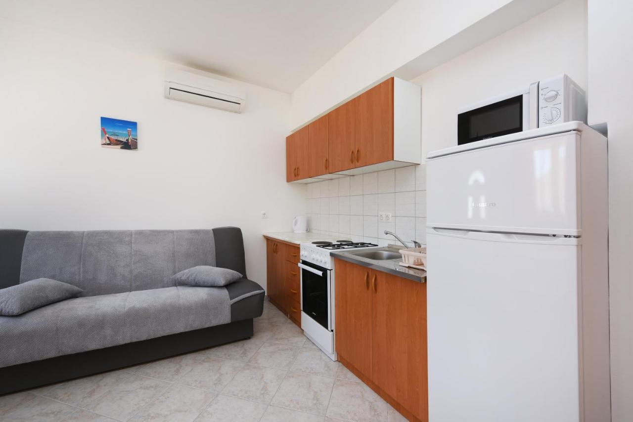 Apartments Sime Petrcane Exterior photo